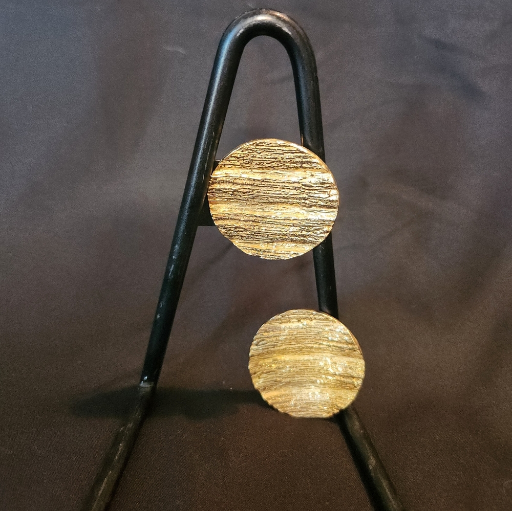 Elegant Gold Textured Earrings
